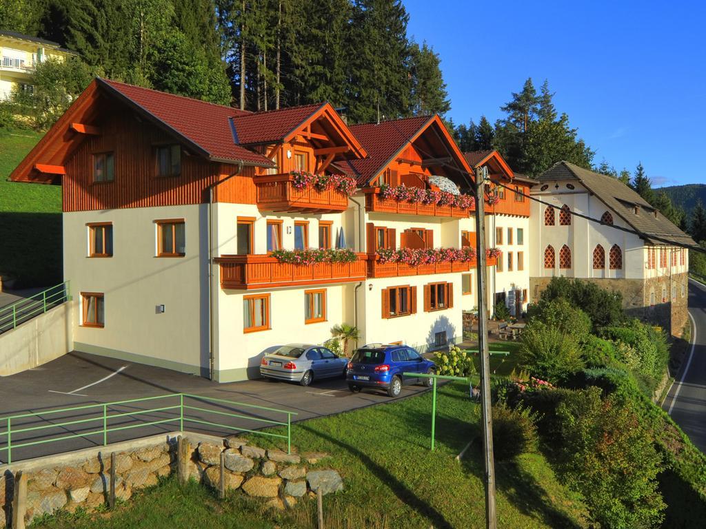 Fruehstueckspension Goetzfried-Hof Millstatt Exterior foto
